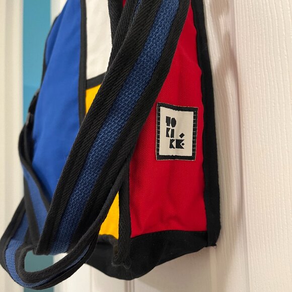 Tokiké *Colorblock Expandable Tote* | Geometric | Dust Bag Included | Adjustable - Picture 6 of 16
